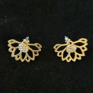 NEW Goldtone and Silvertone Lotus Floral Earrings